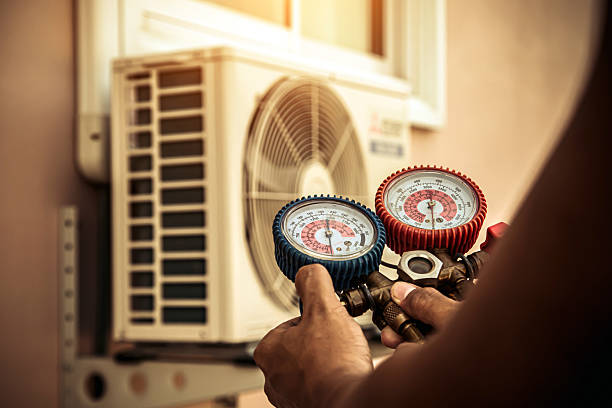 Professional Hvac Installation technician working in Keene, TX